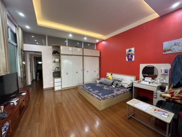 Bán đất tặng nhà ngọc thụy- phân lô tđc view công viên- vỉa 7401483