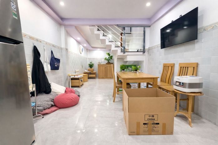 Nhà 4 tầng đúc hẻm 42 hoàng hoa thám, bình thạnh, 5pn có 7402735