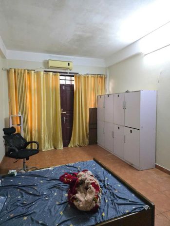 Ô tô đỗ cửa  vài m ra phố trường chinh  6 tầng  kinh doan 7402789