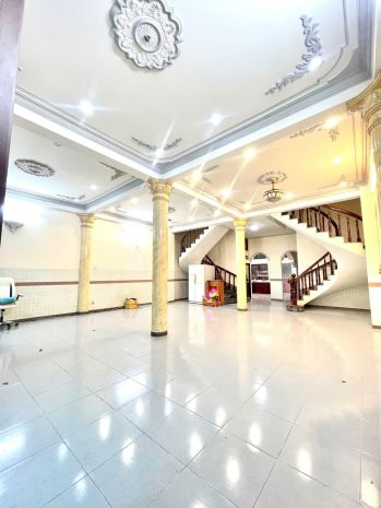 Bán nhà mặt tiền 4 tầng dt 8x20 khu tên lửa cạnh aeon mall 7403194