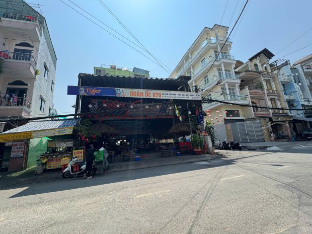 Góc 3 mặt tiền bình phú q6  ngang 10m - nhận diện cực 7403596