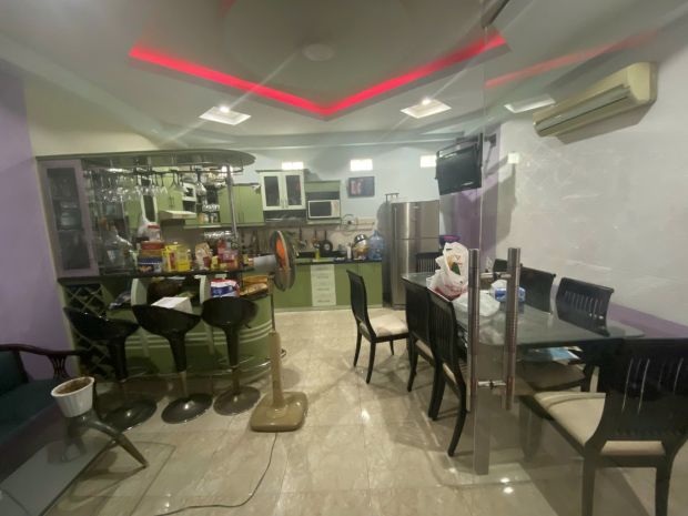 Bán nhà 4,5 tầng mặt tiền 57 nguyễn minh hoàng,p12 cũ nay 7405767