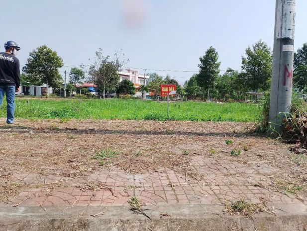 Chính chủ cần bán lô đất có vị trí đẹp tại xã nhơn nghĩa - 7406659