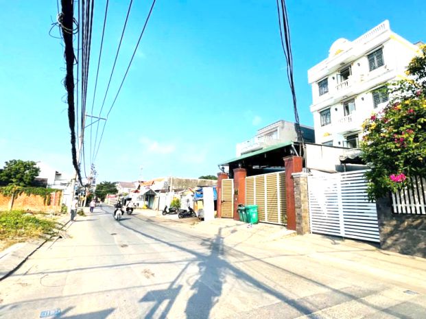 Chdv 36 phòng thu nhập 200trth  320m² ngang 8m  gần vành 7409280