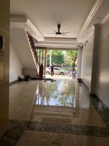 Chính chủ  cho thuê nhà 05 tầng để kinh doanh - vị trí 7410557