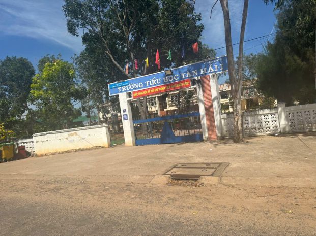 Bán 12m x 25m đất thổ cư kdc ba đăng, tân hải, lagi giá 7412881