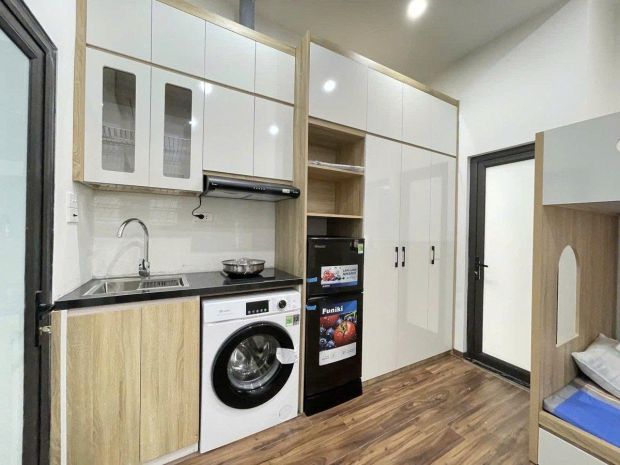 Tòa chdv đường láng  61m²  5 tầng  thang máy  11.x tỷ 7413123