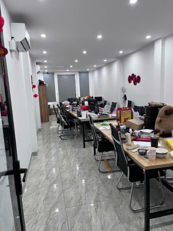Cho thuê văn phòng làm việc nhà mới xây, không gian chuyên 7413625