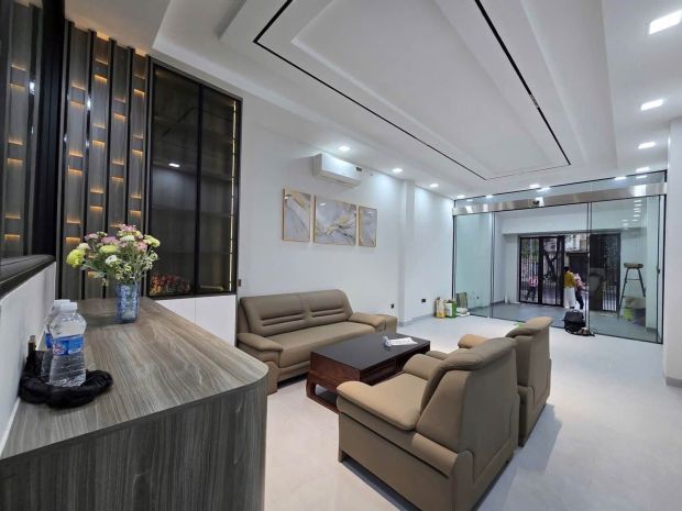 Bán nhà mặt tiền phạm thế hiển ngang 5m tặng nội thất ở 7413698