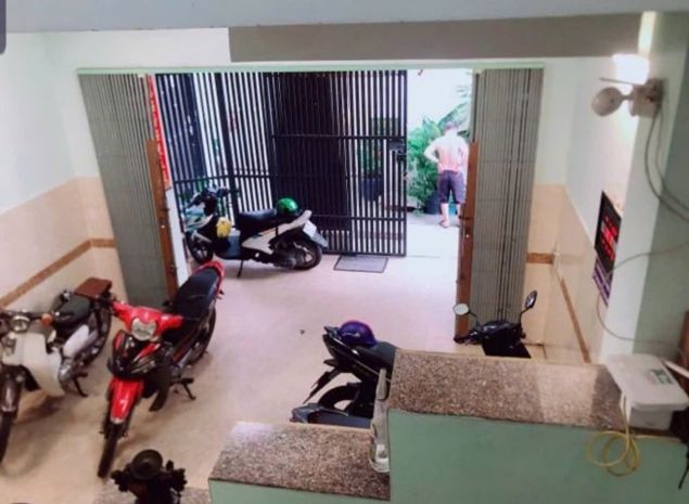 Sát vincom quận 7- 75m2- nhà   3tầng- t.nhập 20trth- 7pn, 7413845