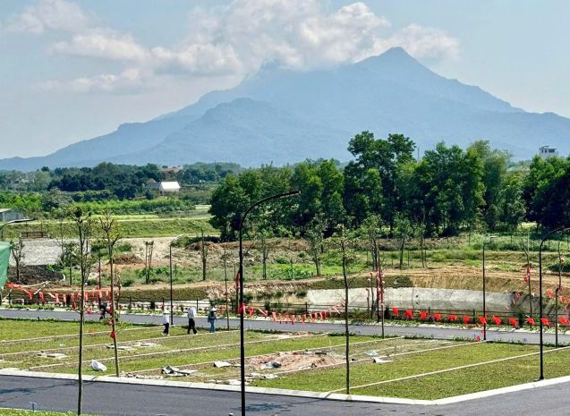 Đất ba vì 110m2 mặt tiền 7m view núi tản và sát suối hai 7414888