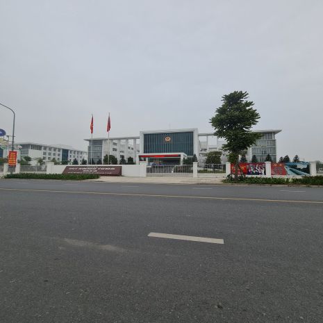 Chuyển nhượng 40m2 đất tđc trâu quỳ, gia lâm. đường 12m. lh 7416414