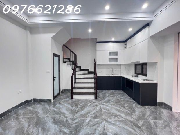 Bán nhà việt hưng - 34m² - nhà 5 tầng thoáng - ngõ ô tô vào 7416417