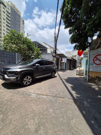 Diện tích lơn - hẻm  oto - sât mt phạm văn đồng
110 m2 - 6 7416691