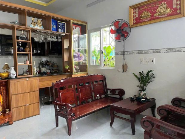 Bán nhà góc ngã tư  vị trí kinh doanh đỉnh tại hòa 7418170