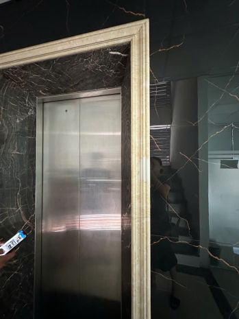 Cho thuê nhà mới, thang máy, 234m2- 5t, hàng điếu, hàng da, 7418460