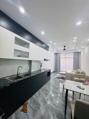 Nhà 6 tầng  ô tô vào nhà  full nội thất  chỉ 31m² mà 7418678