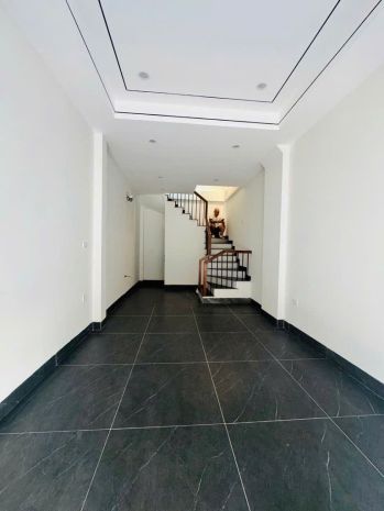 Nhà 6 tầng  ô tô vào nhà  full nội thất  chỉ 31m² mà 7418681