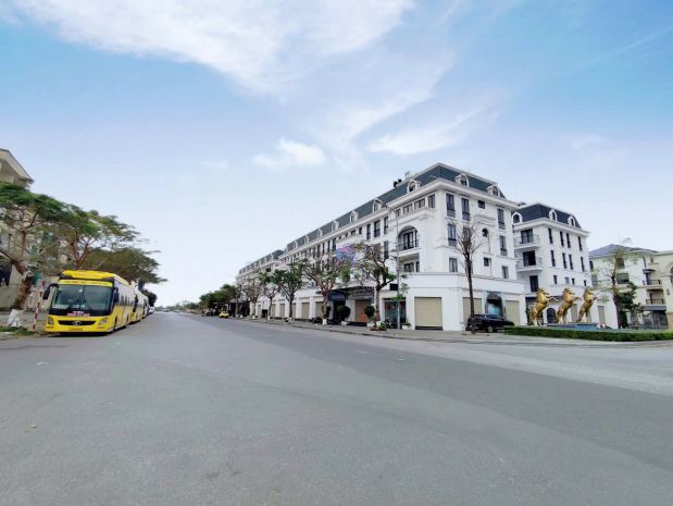 Shophouse làng việt kiều -113m 4 tầng - mặt đường khúc 7418999