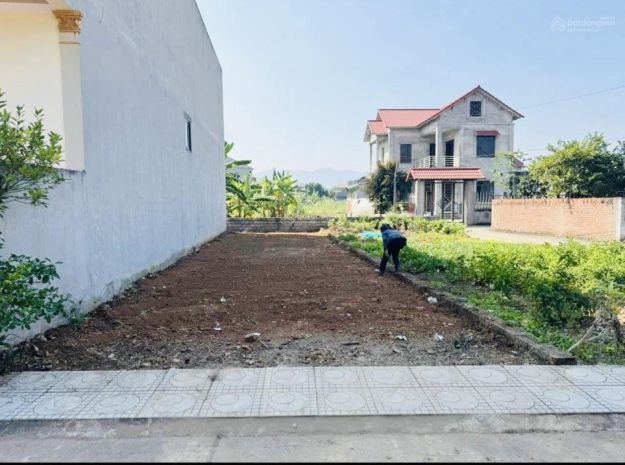 Tôi cần bán mảnh đất 100m2 full thổ cư tại trung tâm hoà 7419648