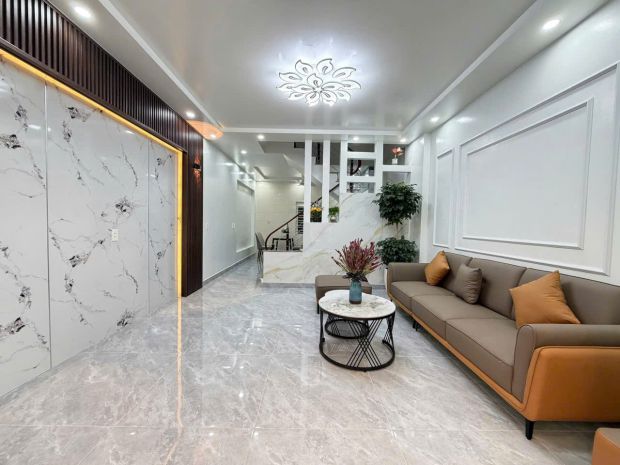 Bán nhà 3,5 tầng đằng hải  sân cổng riêng  ô tô ra vào 7419713