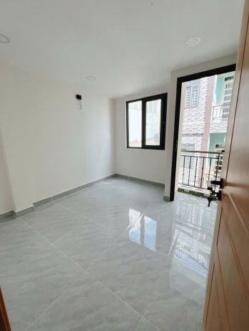 Nhà  mới hèm 243 hoàng diệu quận 4,  nhà nằm cách 2 mặt 7421707