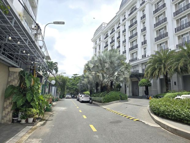 Bán nhà mt  đường số 10, an khánhthe vista quận 2 , dt105m2 7422348