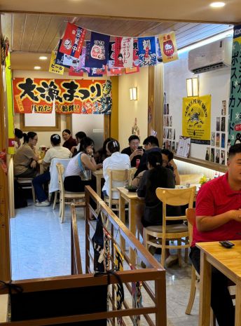 Sang nhượng nhà hàng nhật  vị trí đẹp phường 19, quận bình 7422643