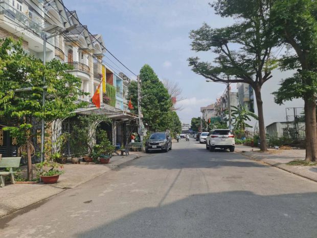 Bán lô đất cực đẹp,shr đường nhựa 13m,giáp công viên,gần 7422667