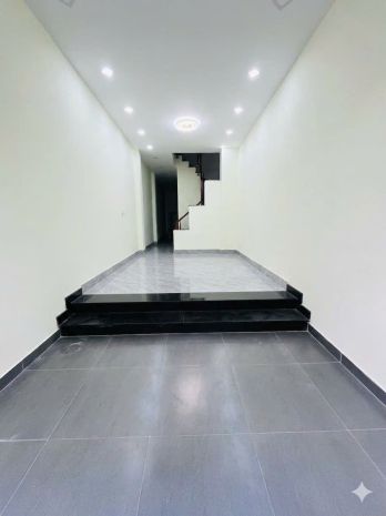 Nhà đẹp 4 tầng  4pn 5wc  ở cực sướng  trung tâm dương bá 7422692