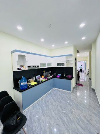 Nhà đẹp 4 tầng  4pn 5wc  ở cực sướng  trung tâm dương bá 7422693