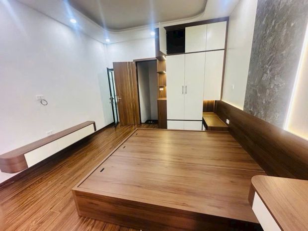 Thụy khuê 25m x5 tầng 7,35 tỷ full nội thất - gần phố,ngõ 7422786