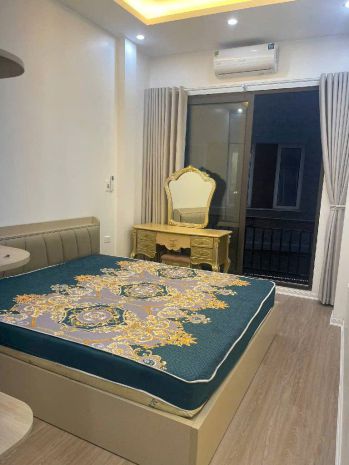 Bán nhà 5 tầng phân lô khu long biên ,oto 7 chỗ đỗ cửa 7422877