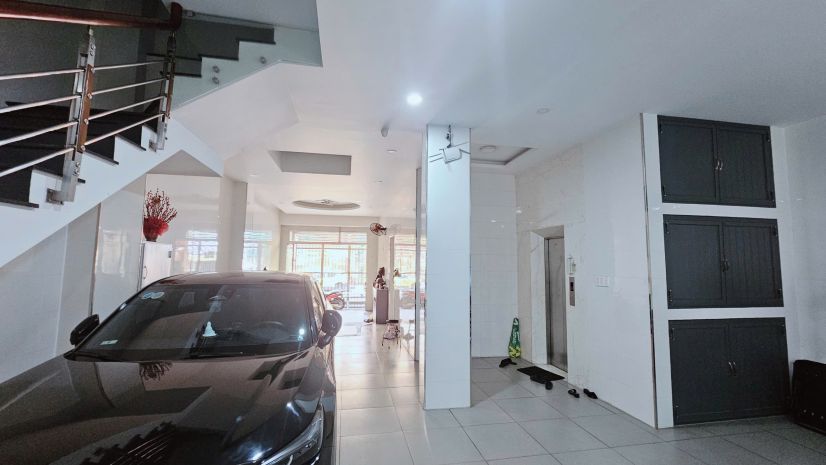 Biệt thự mặt tiền 276 trịnh đình trọng  5 tầng thang máy 7423096