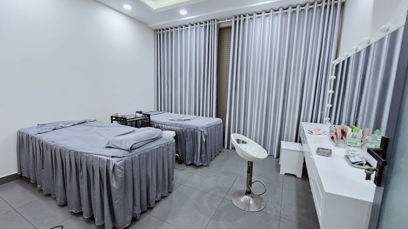 Nhà mặt phố 276 trịnh đình trọng, tân phú 181m2, 6 tầng, 12 7423119