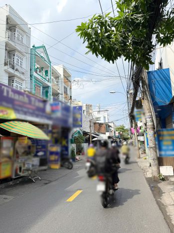 Nhà 2 tầng nở hậu mt đường tạ quang bửu p2q8. giá 9,8 tỷ tl 7423956