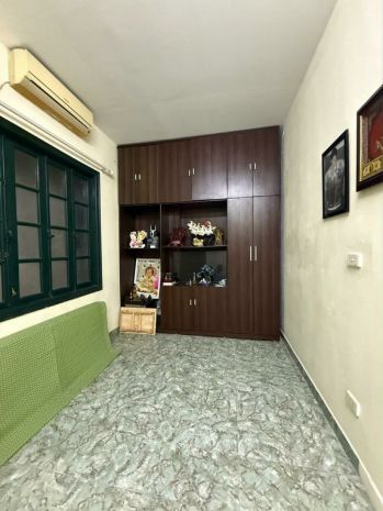 Bán nhà đội cấn, gần lăng bác, 30m ra phố, 30 m2, mặt tiền 6 7424127