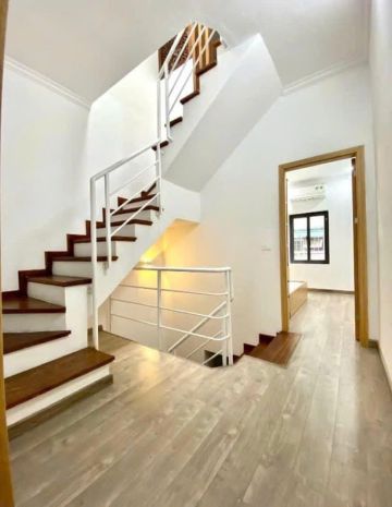 Cho thuê nguyên căn thái hà, nhà mới, full đồ, ô tô đỗ cửa, 7424336