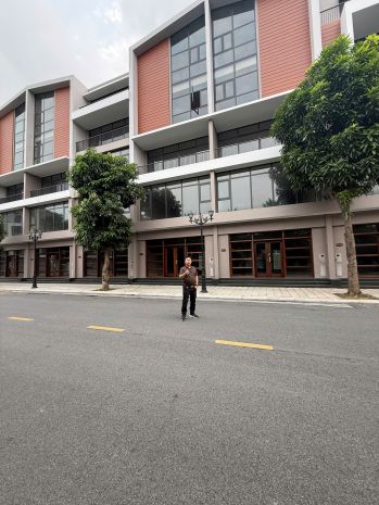 Nhỉnh 20 tỷ hàng gốc chủ đầu tư căn biệt thự song lập kinh 7426839