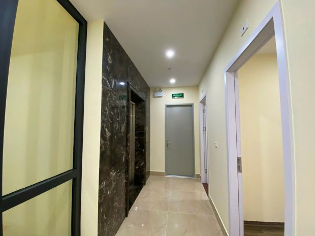 Cho thuê tòa nhà văn phòng 9 tầng - mặt tiền rộng - vỉa hè 7428068