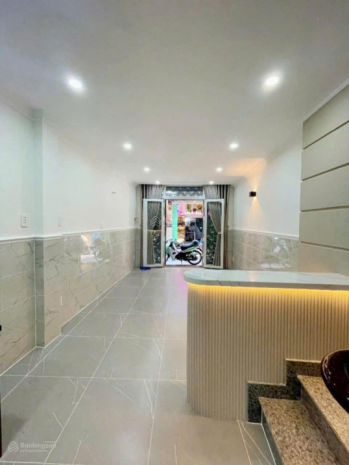 Bán nhà 2 tầng 21m² nguyễn thần hiến, q.4, 5.6 tỷ, sổ đỏ. 7429269