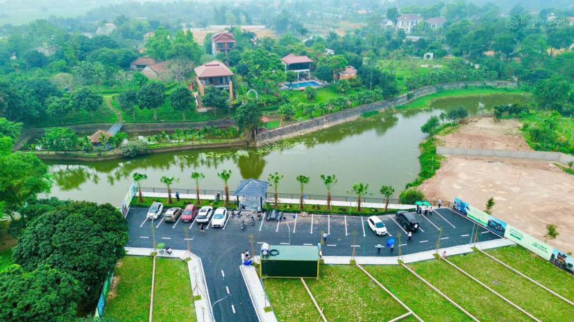 Giá sốc, giảm ngay 300tr lô đất view hồ, đối diện cổng 7429859