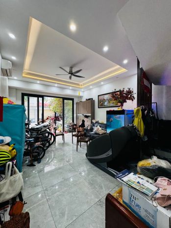 Bán nhà liền kề việt hưng 76m2 - 6 tầng thang máy- gara ô 7430383