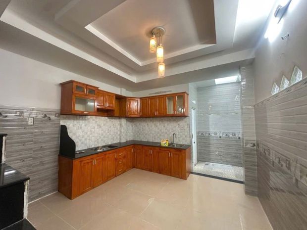Bán nhà lô góc cực đẹp, hxh 2 mặt tiền, 2 tầng, 52m2, tân 7430390