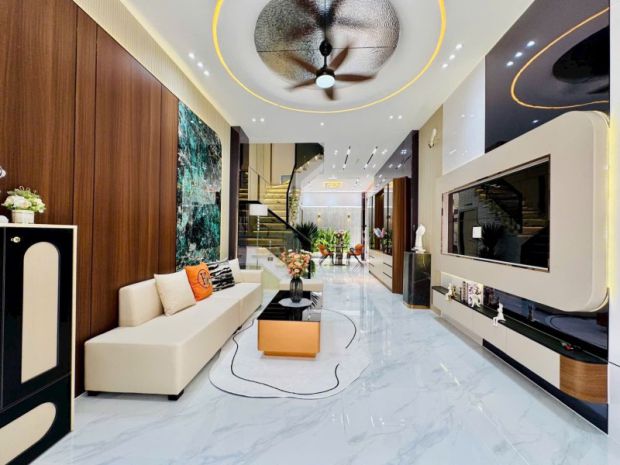 Nhà mới 4 tầng  hẻm trước nhà 5m  gần đh cn  full nội 7430485