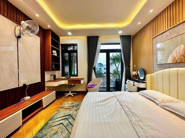 Bán tòa apartment tô ngọc vân, 75m2, 7 tầng,  doanh thu 250 7431940