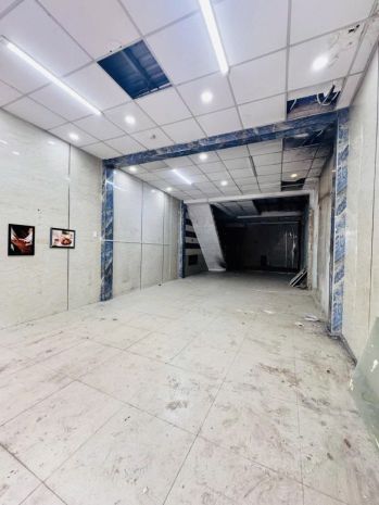 Bán nhà mặt tiền trần thị trọng  cống lớ - gần phạm văn 7432509