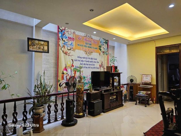 Bán nhà đẹp đặng vũ hỷ- dân xây-phân lô- vỉa hè oto tránh 7433279