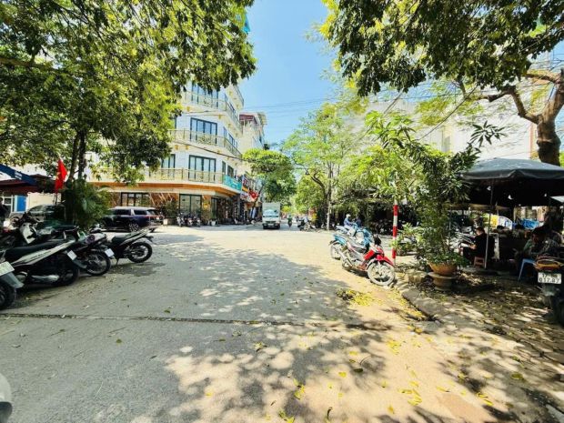 Bán nhà đẹp đặng vũ hỷ- dân xây-phân lô- vỉa hè oto tránh 7433281