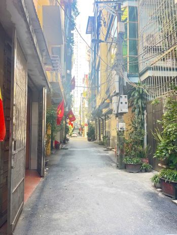 Nhà mới kính coong - lô góc - phân lô- ô tô đỗ cửa - thang 7434037